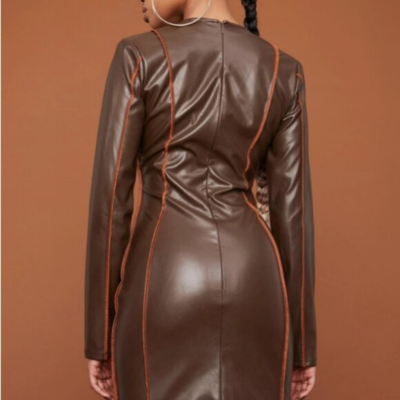 LEAD THE WAY V-NECK MINI DRESS - Picture 3 of 5